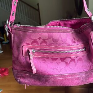 Authentic pink coach bag good conditions